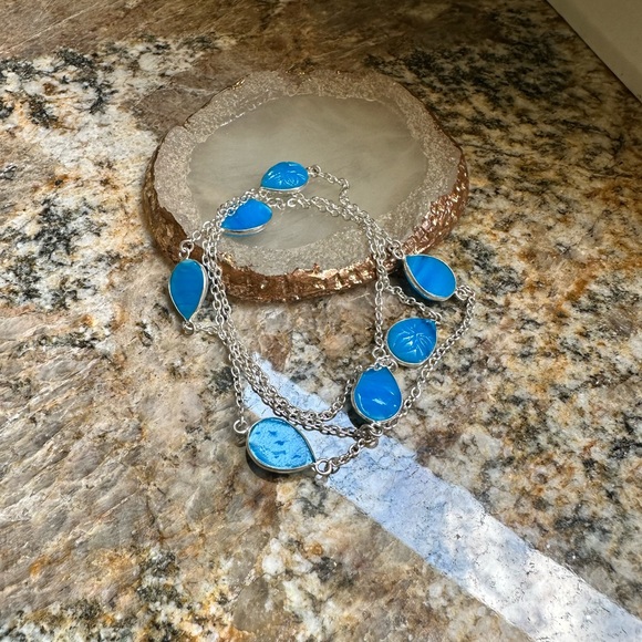 💕Silver Blue Gemstone Chain Necklace💕 - Picture 4 of 6